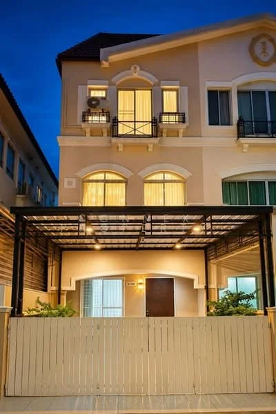 4 Bedroom condo in Baan Klang Muang The Royal Monaco Srinakarin-Pattanakarn