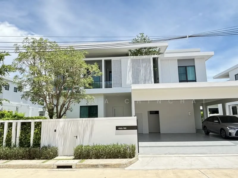 4 Bedroom condo in Mantana Bangna Km.15