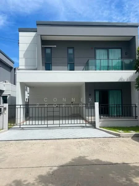 4 Bedroom condo in Centro Bangna Km.7