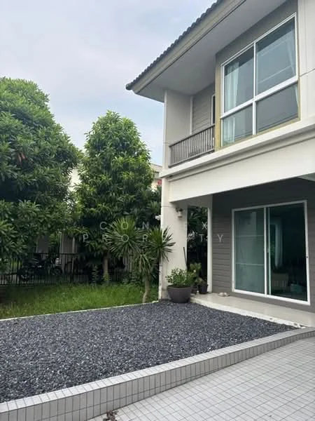 3 Bedroom condo in Moobaan Chollada Suvarnabhumi
