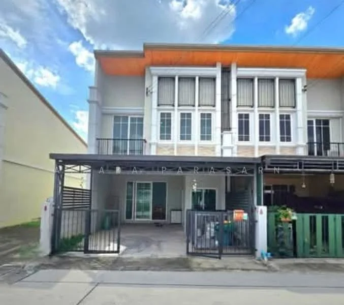 3 Bedroom condo in Golden Town Wongsawang-Ratchada