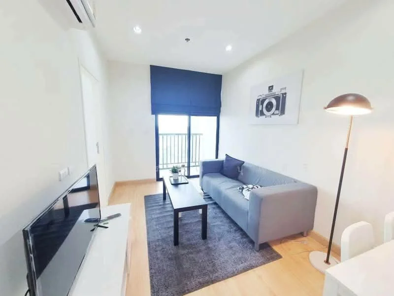 2 Bedroom condo in Astro Chaeng Wattana