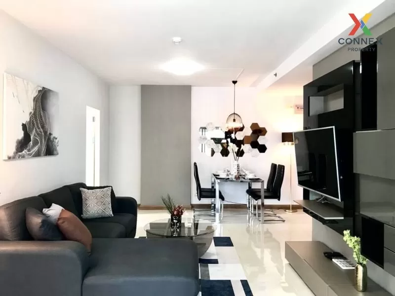 2 Bedroom condo in Supalai Park Ekkamai-Thonglor