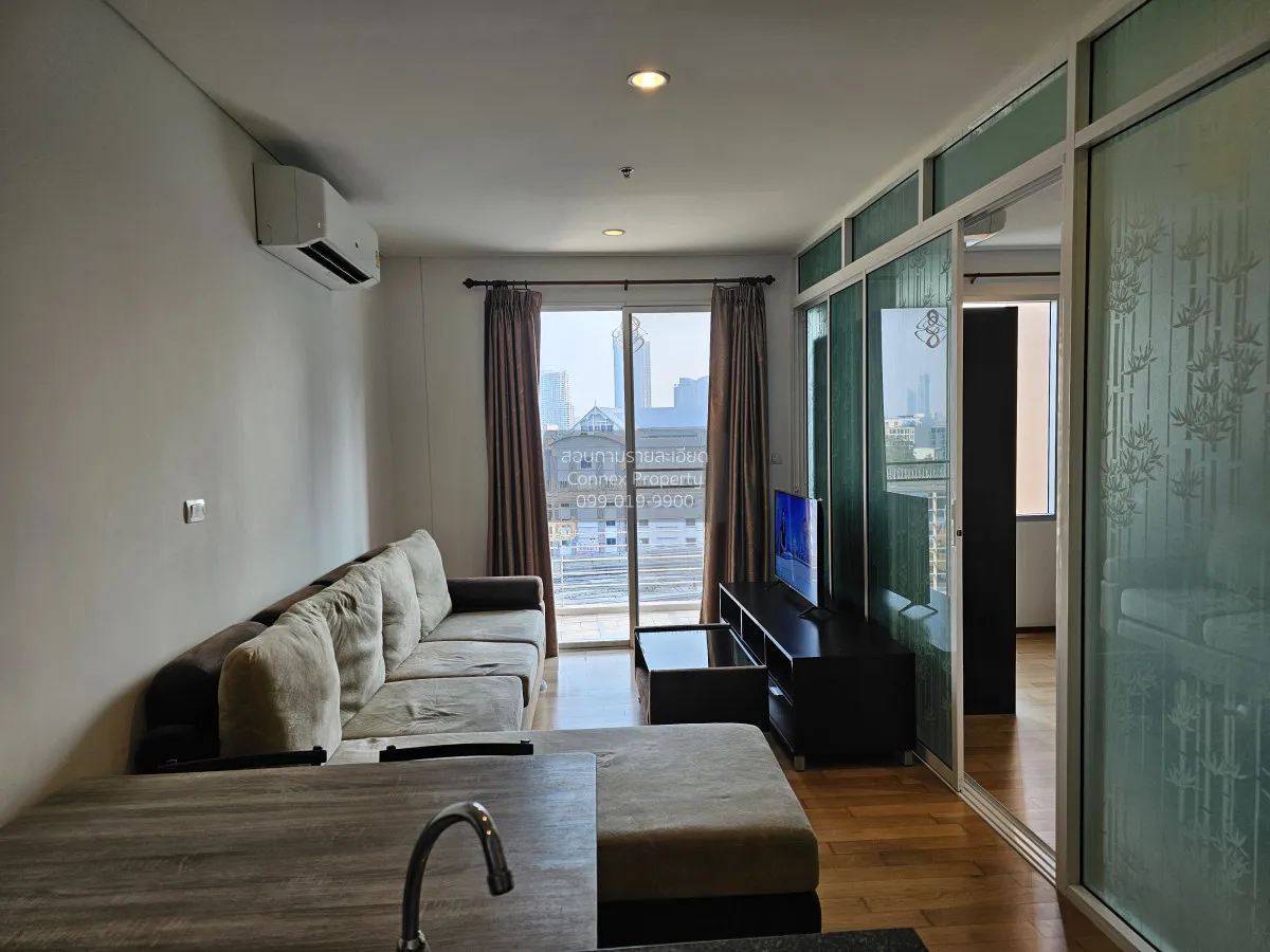 1 Bedroom condo in Villa Sathorn