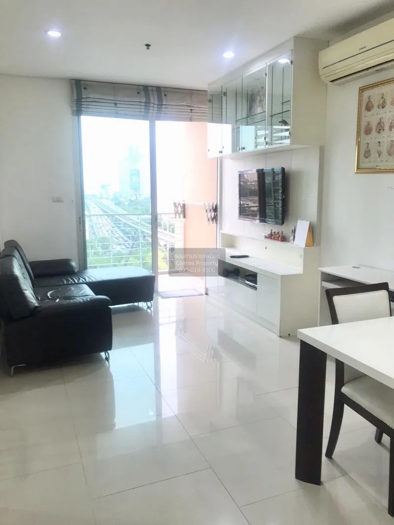 1 Bedroom condo in Villa Sathorn