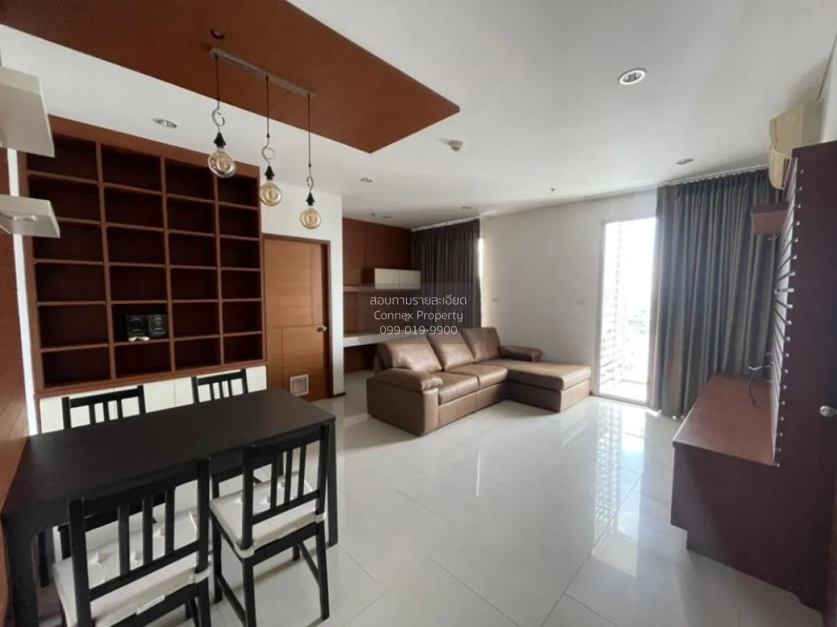 2 Bedroom condo in Villa Sathorn