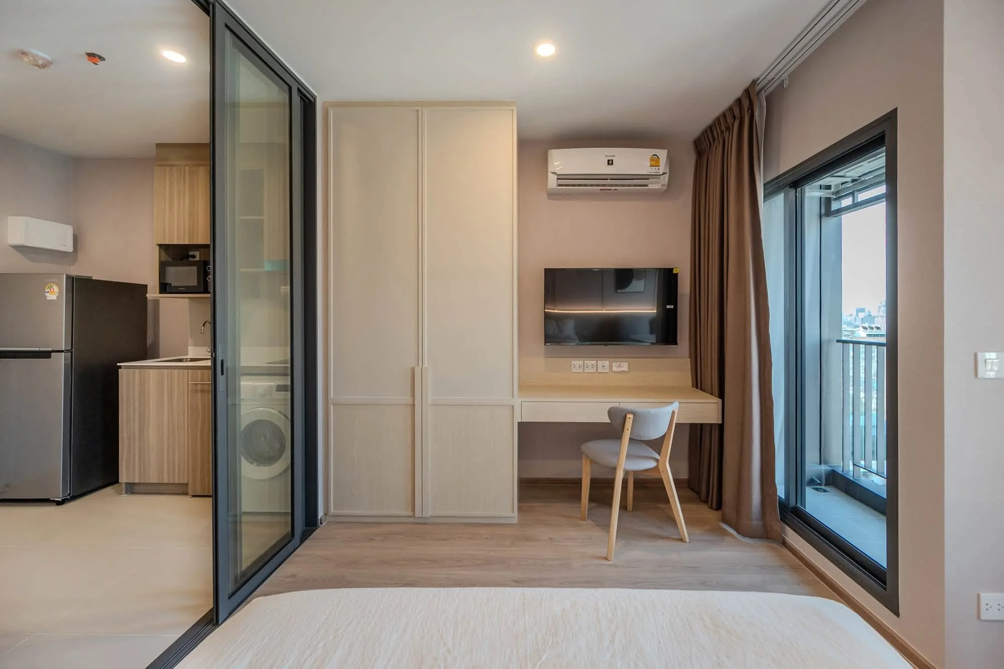1 Bedroom condo in Life Rama 4-Asoke