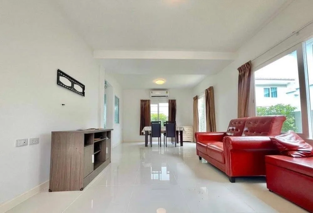 3 Bedroom condo in Villaggio Bangna