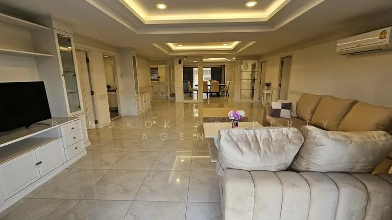 3 Bedroom condo in M Towers