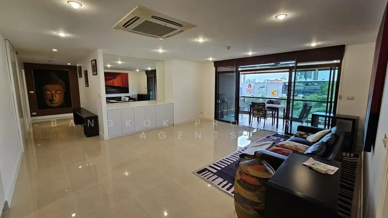 3 Bedroom condo in Baan Ananda