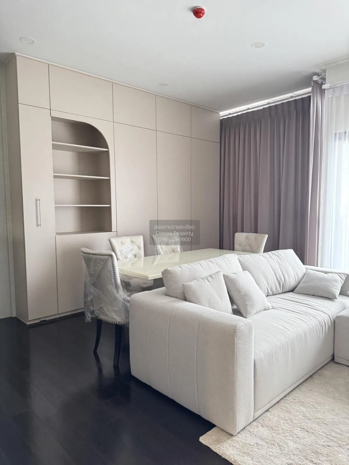 2 Bedroom condo in Park Origin Thonglor
