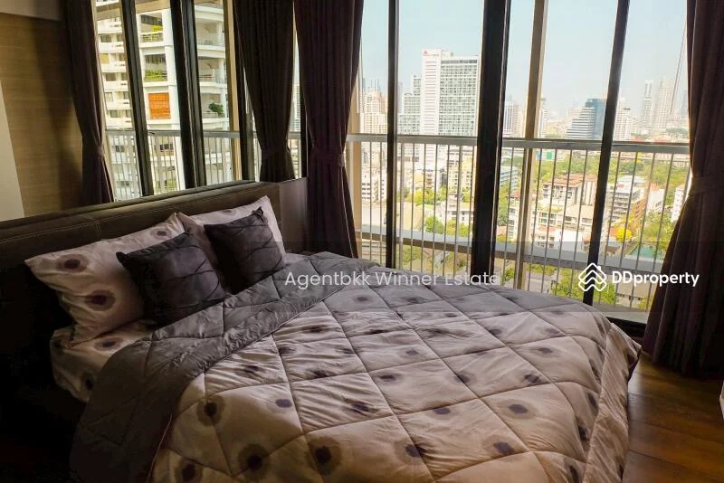 1 Bedroom condo in Park Origin Phrom Phong (Park 24)