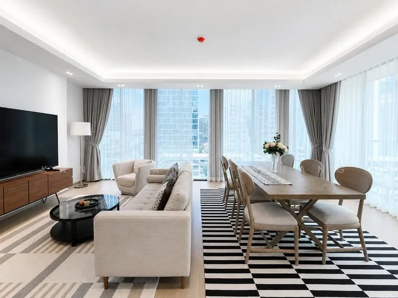 2 Bedroom condo in Tonson One Residence