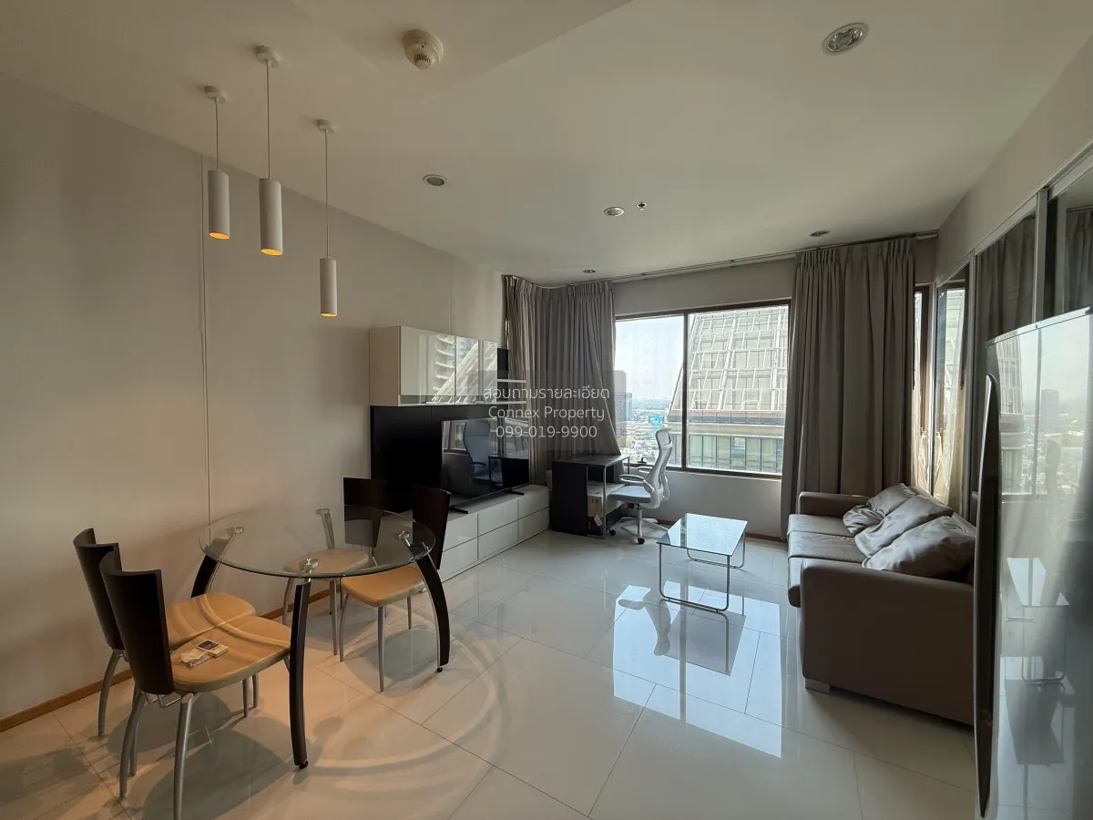 1 Bedroom condo in The Emporio Place