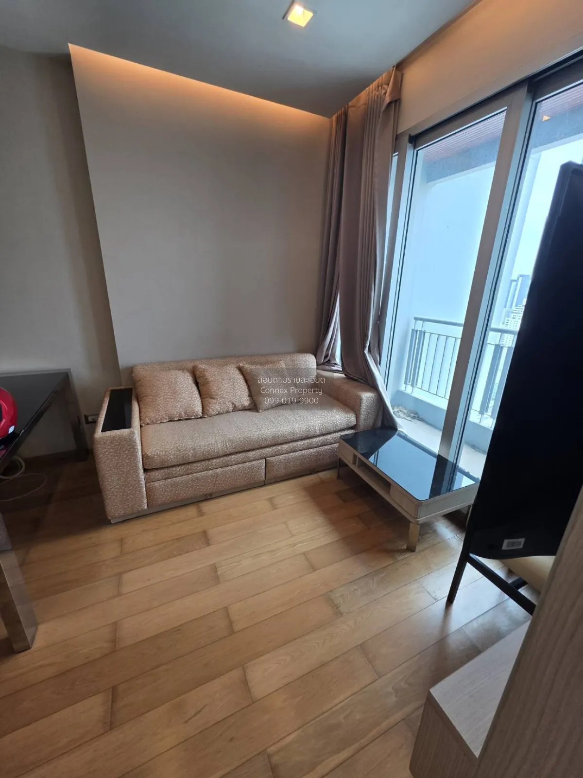 1 Bedroom condo in The Address Asoke