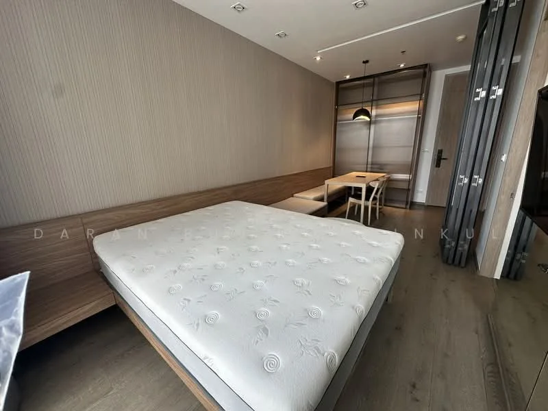 1 Bedroom condo in Park Origin Phrom Phong (Park 24)