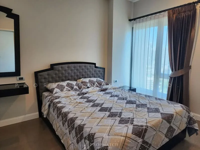1 Bedroom condo in The Crest Sukhumvit 34