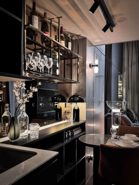 1 Bedroom condo in Life Rama 4-Asoke