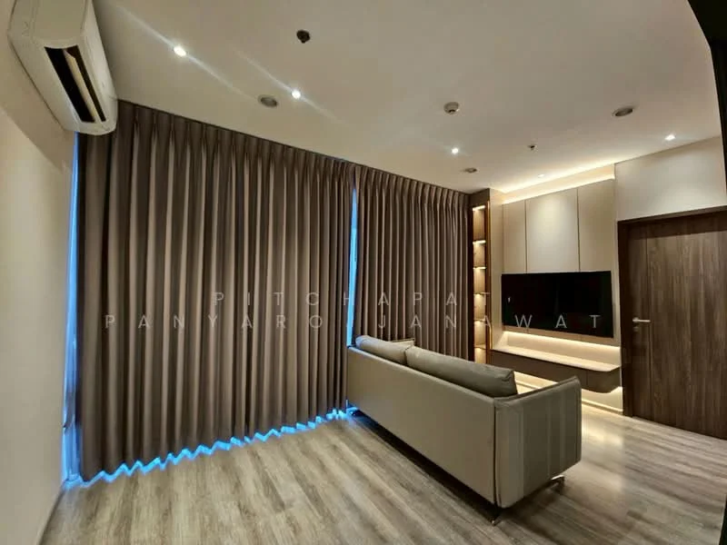2 Bedroom condo in IDEO Mobi Asoke