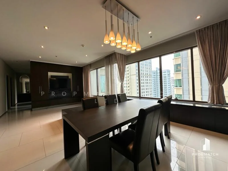3 Bedroom condo in The Emporio Place