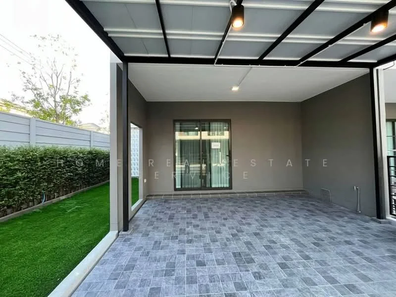 3 Bedroom condo in Pleno Sukhumvit-Bangna 3