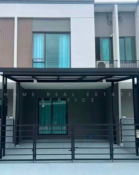 3 Bedroom condo in Pleno Sukhumvit-Bangna 3