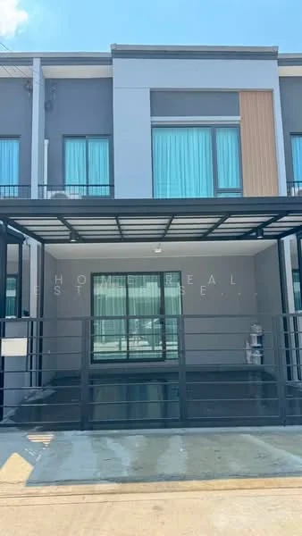 3 Bedroom condo in Pleno Sukhumvit-Bangna 2