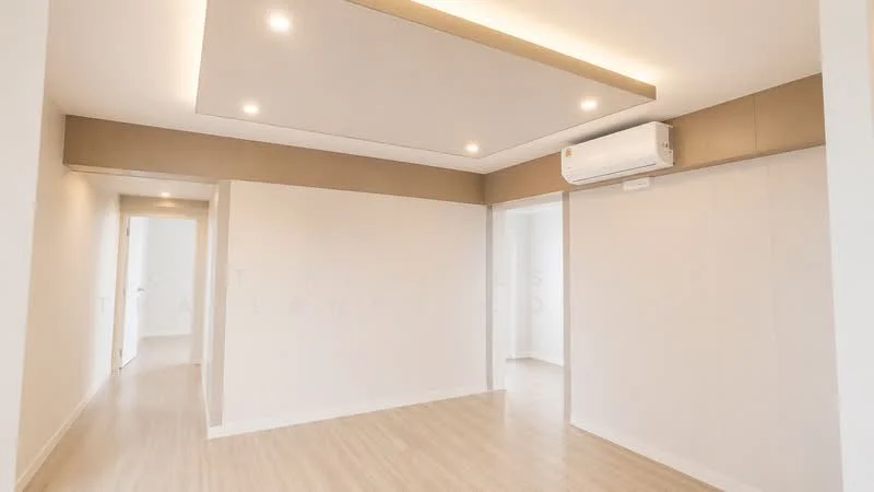 2 Bedroom condo in Lake View Geneva Condominium