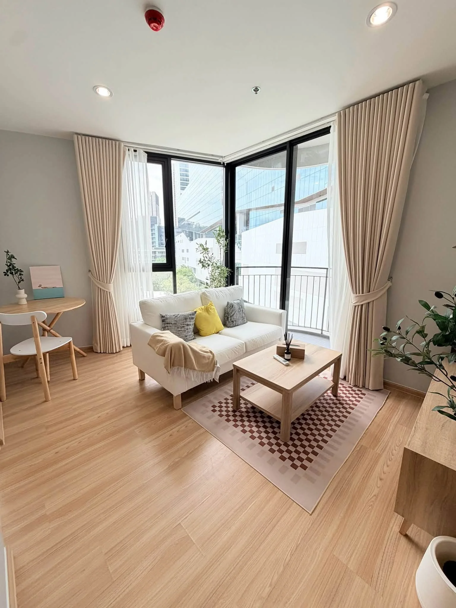 2 Bedroom condo in Skyrise Avenue Sukhumvit 64