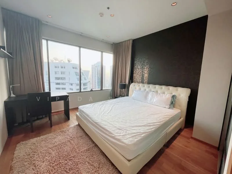 1 Bedroom condo in The Emporio Place