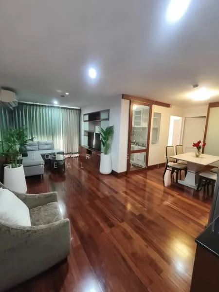 2 Bedroom condo in Prime Mansion Promsri