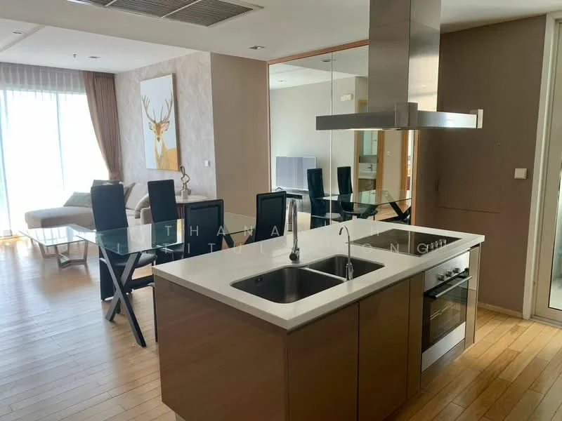 3 Bedroom condo in Siri At Sukhumvit