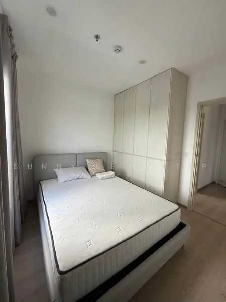 2 Bedroom condo in Life Rama 4-Asoke