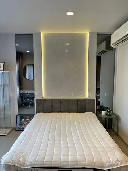 1 Bedroom condo in Life Asoke-Rama 9