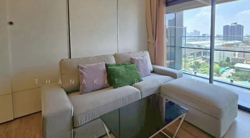 1 Bedroom condo in Circle Living Prototype