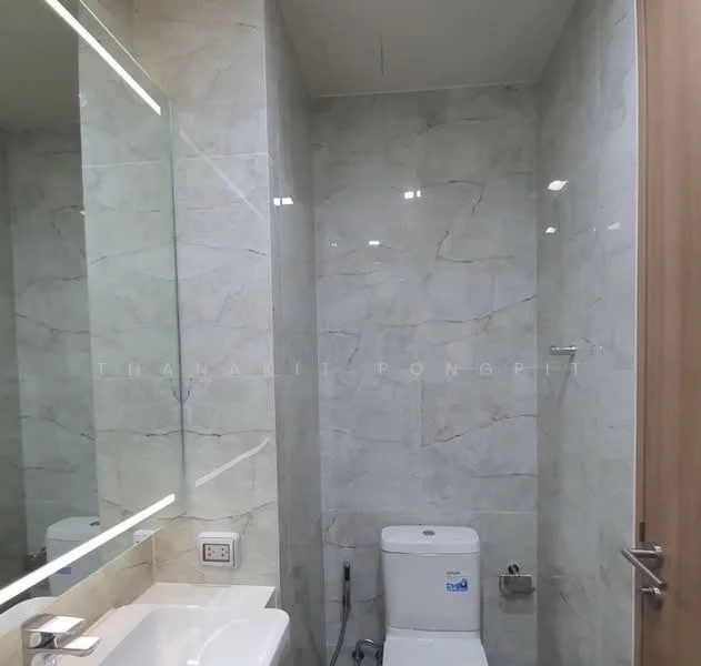 1 Bedroom condo in Noble Around Sukhumvit 33
