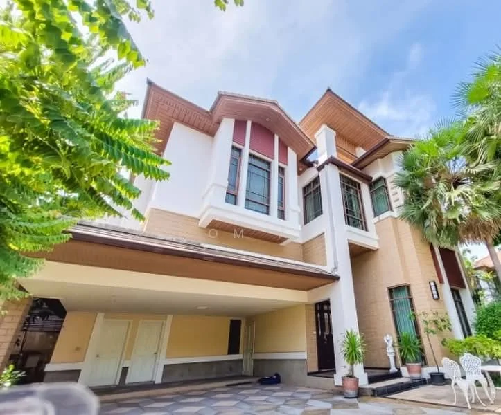 5 Bedroom condo in Baan Sansiri Sukhumvit 67
