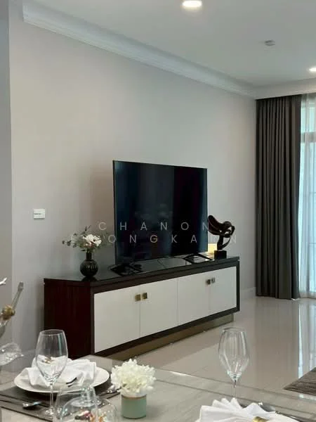 5 Bedroom condo in Nantawan Rama 9 - New Krungthepkreetha