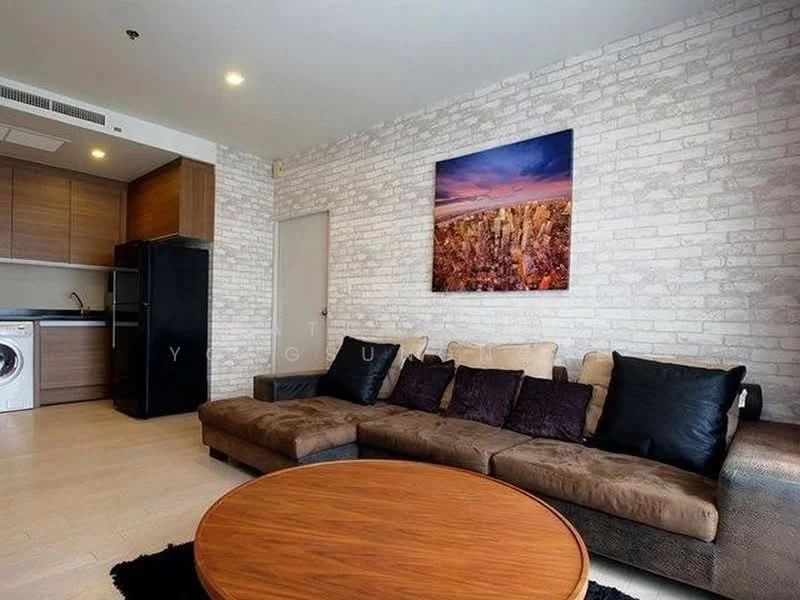 1 Bedroom condo in Noble Solo