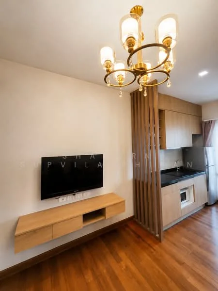 1 Bedroom condo in Ivy Sathorn 10