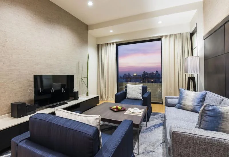 1 Bedroom condo in Emporium Suites by Chatrium