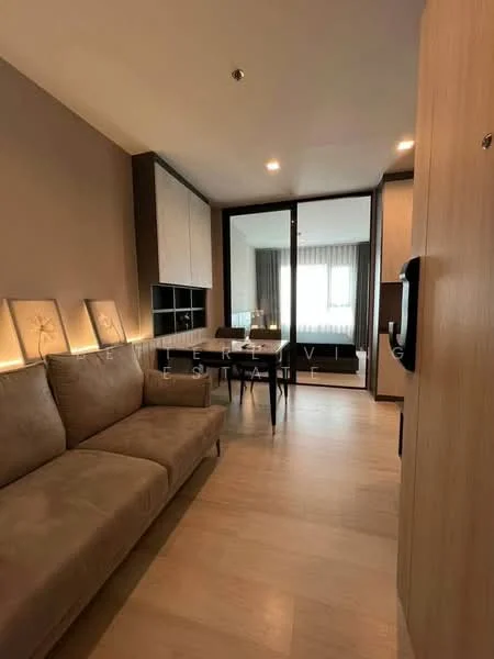 1 Bedroom condo in Life One Wireless