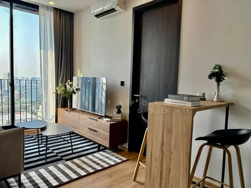 1 Bedroom condo in Noble Around Ari