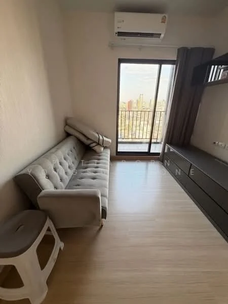 2 Bedroom condo in Supalai Loft Prajadhipok-Wongwian Yai