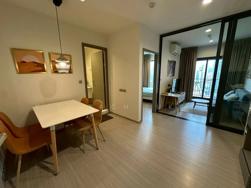 1 Bedroom condo in Life Asoke Hype