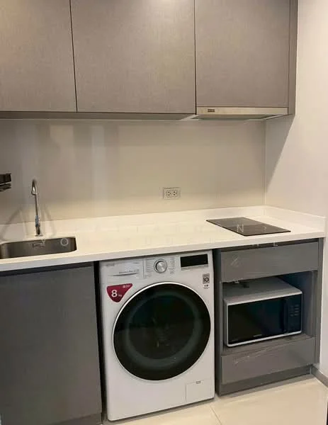1 Bedroom condo in Life Asoke Hype