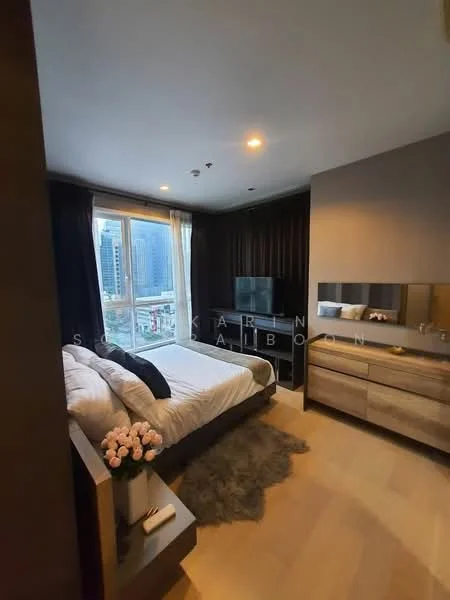 2 Bedroom condo in HQ Thonglor by Sansiri