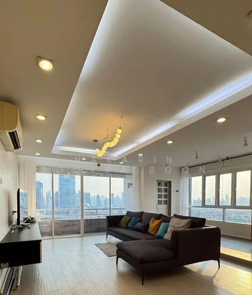 3 Bedroom condo in Srivara Mansion
