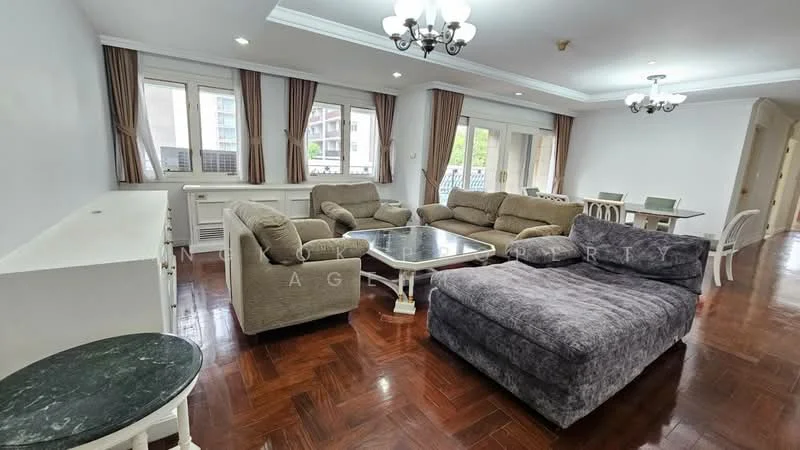 3 Bedroom condo in N.S. Park