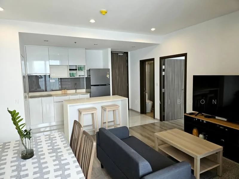 2 Bedroom condo in IDEO Mobi Sukhumvit 66